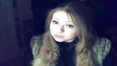 Ей  нравится играть с  дилдо