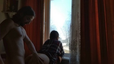 Баба трахается и громко стонет