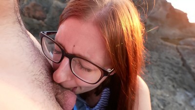 Alyssa Bounty наняла работников, чтобы баловали двойным проникновением