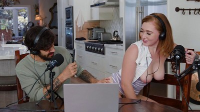 Жесткая ебля в ротик, отсос для рыжей шлюшки