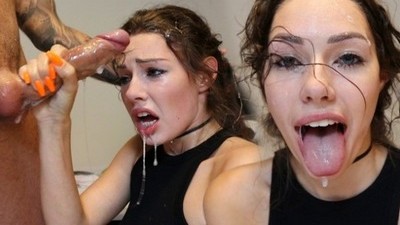 Негр грубо дерет тугую задницу Freya Dee