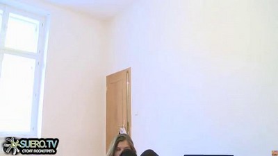 Она у него как тренировочная кукла для секса