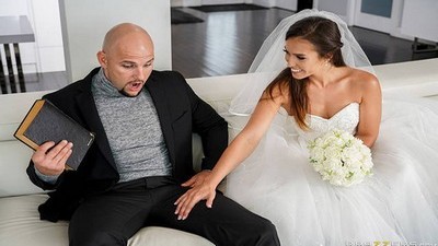 Шатенки, В чулках, Измена, Стоя, Невеста, На каблуках, На диване, Кончил на лицо,